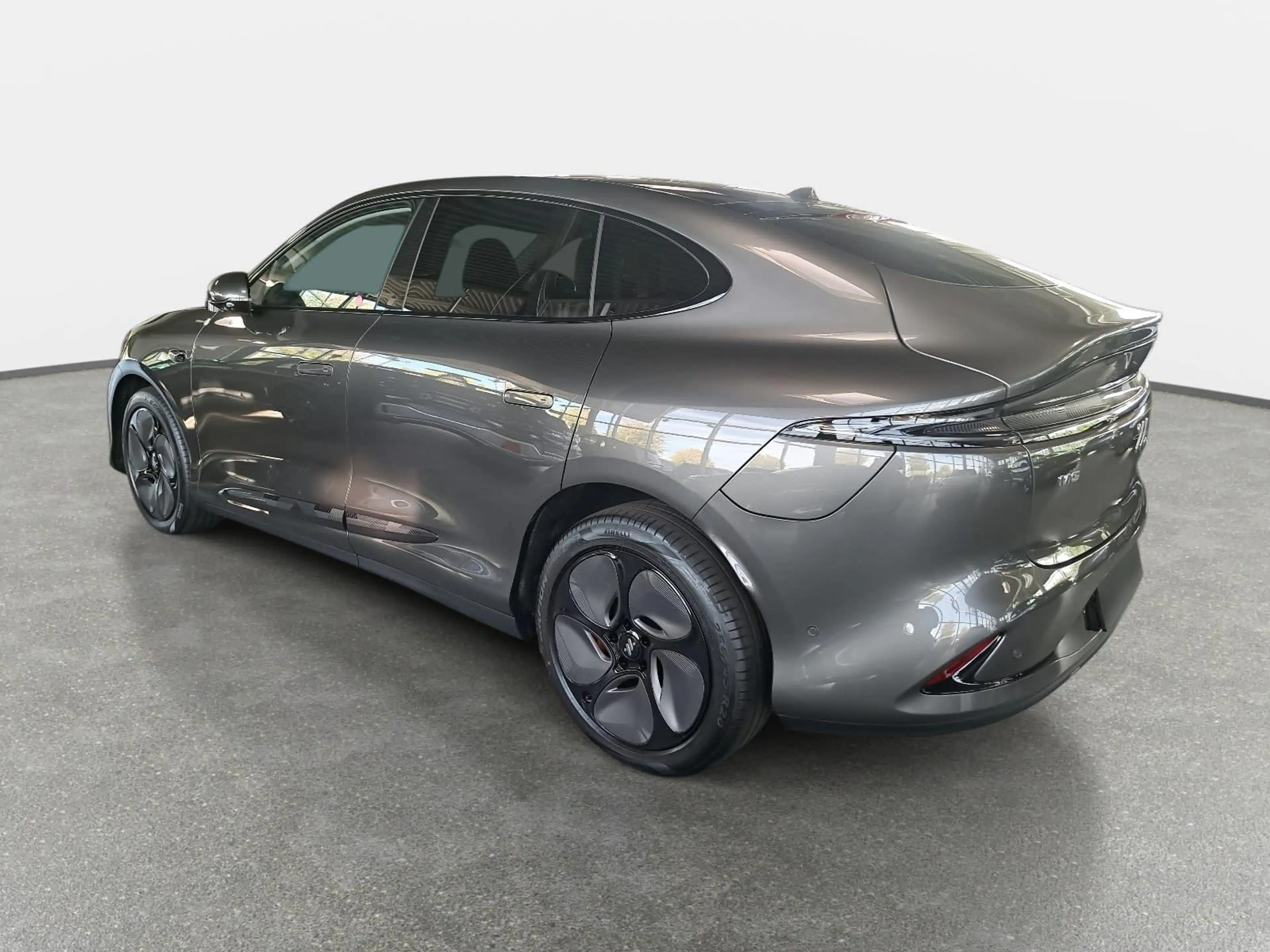 MG IM6 IM6 EV 100 KWH MY26 PREMIUM — photo 5