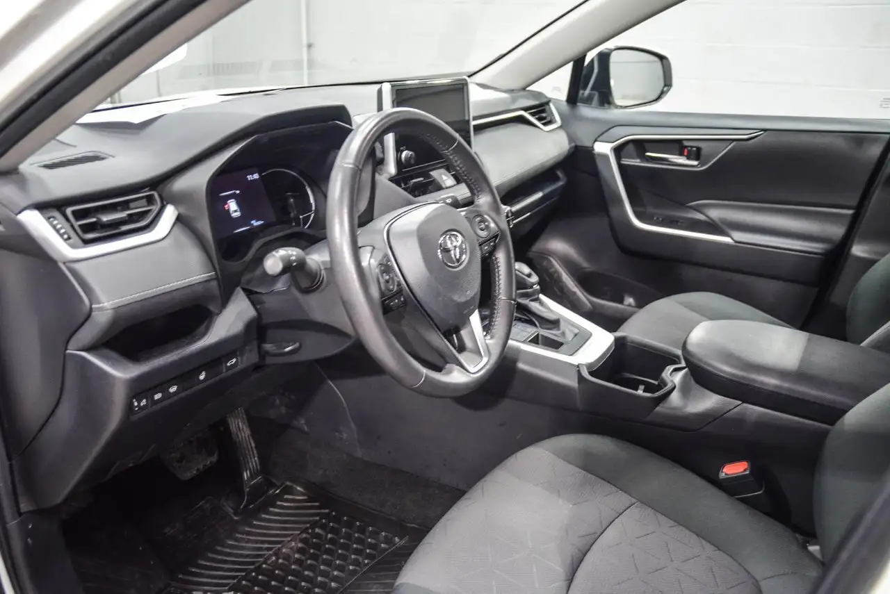 Toyota RAV 4 снимка Toyota RAV 4