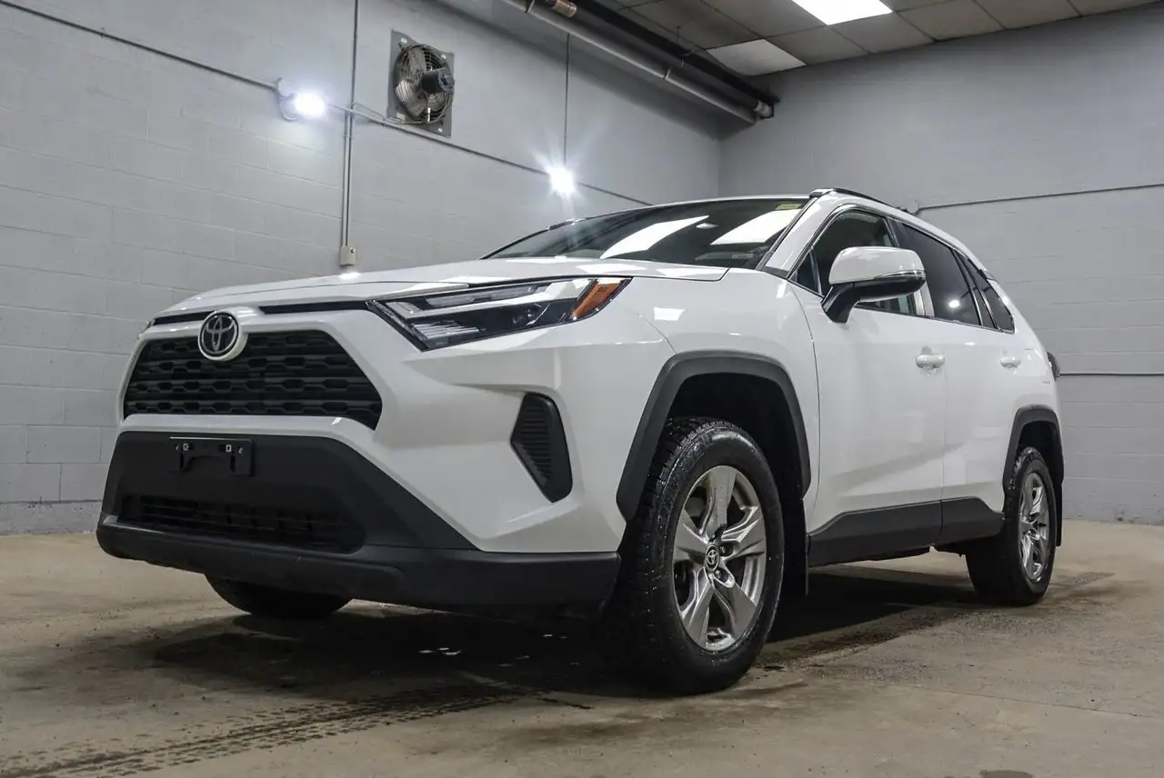 Toyota RAV 4 снимка Toyota RAV 4