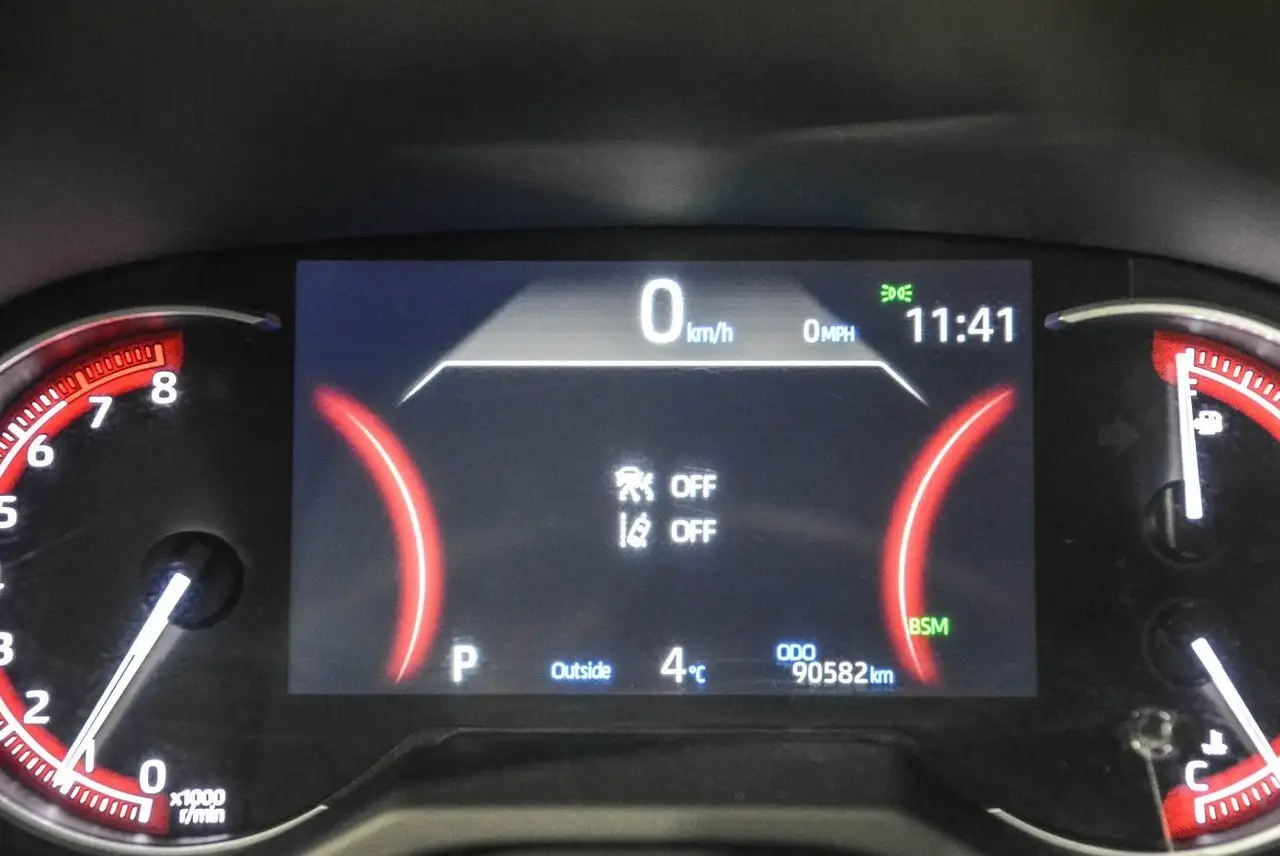 Toyota RAV 4 снимка Toyota RAV 4