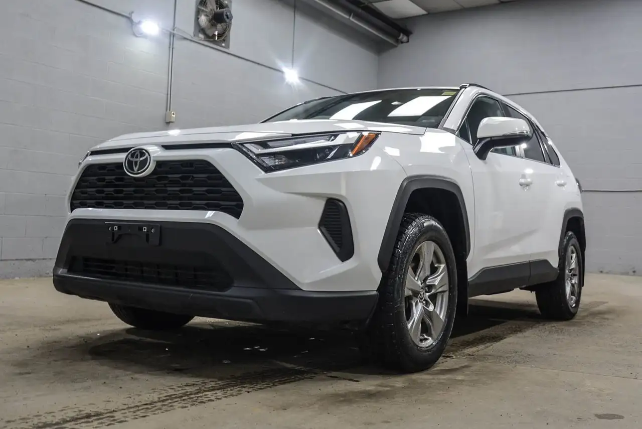 Toyota RAV 4 снимка Toyota RAV 4