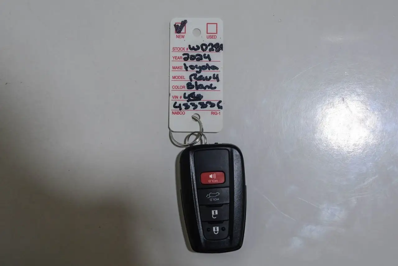 Toyota RAV 4 снимка Toyota RAV 4