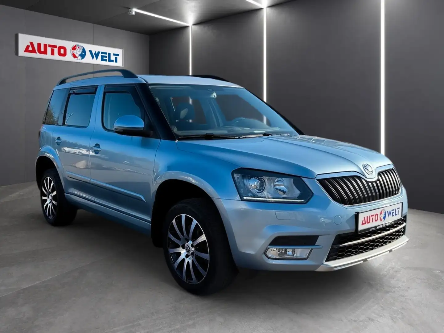 Skoda Yeti 2.0 TDI 4x4 Bi-Xenon Stand- u. Sitzhzg BT Kék - 2
