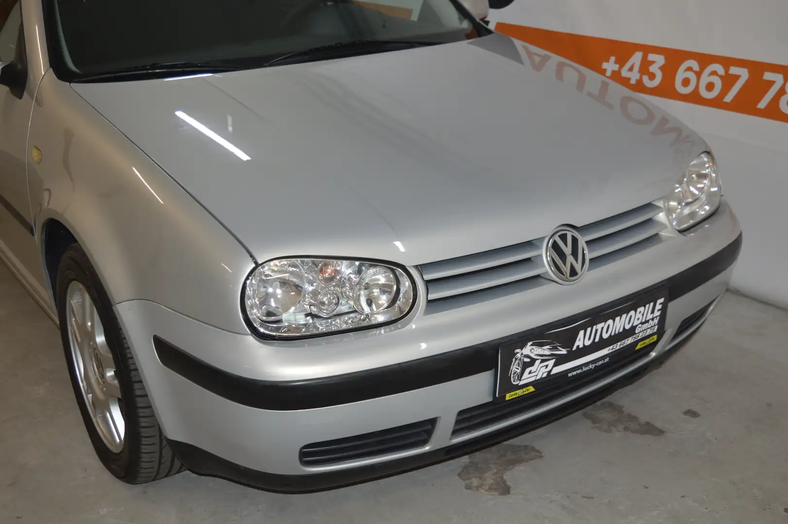 Volkswagen Golf 1,9 TDI **2.Besitz**Oldschool**neues Pickerl** Silber - 2