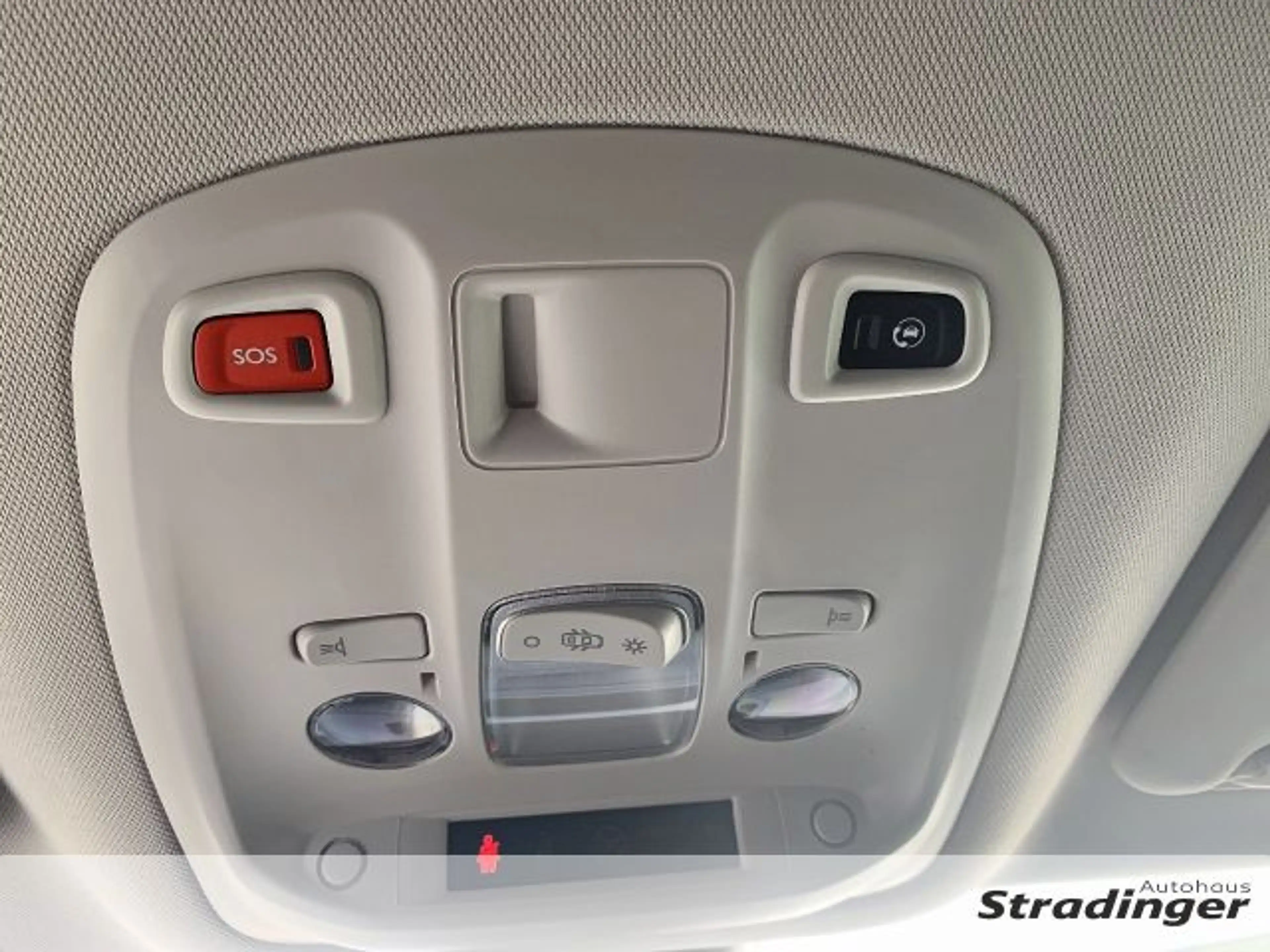 Peugeot Traveller L3 2.0 BlueHDi 180 EAT8 Business — photo 10