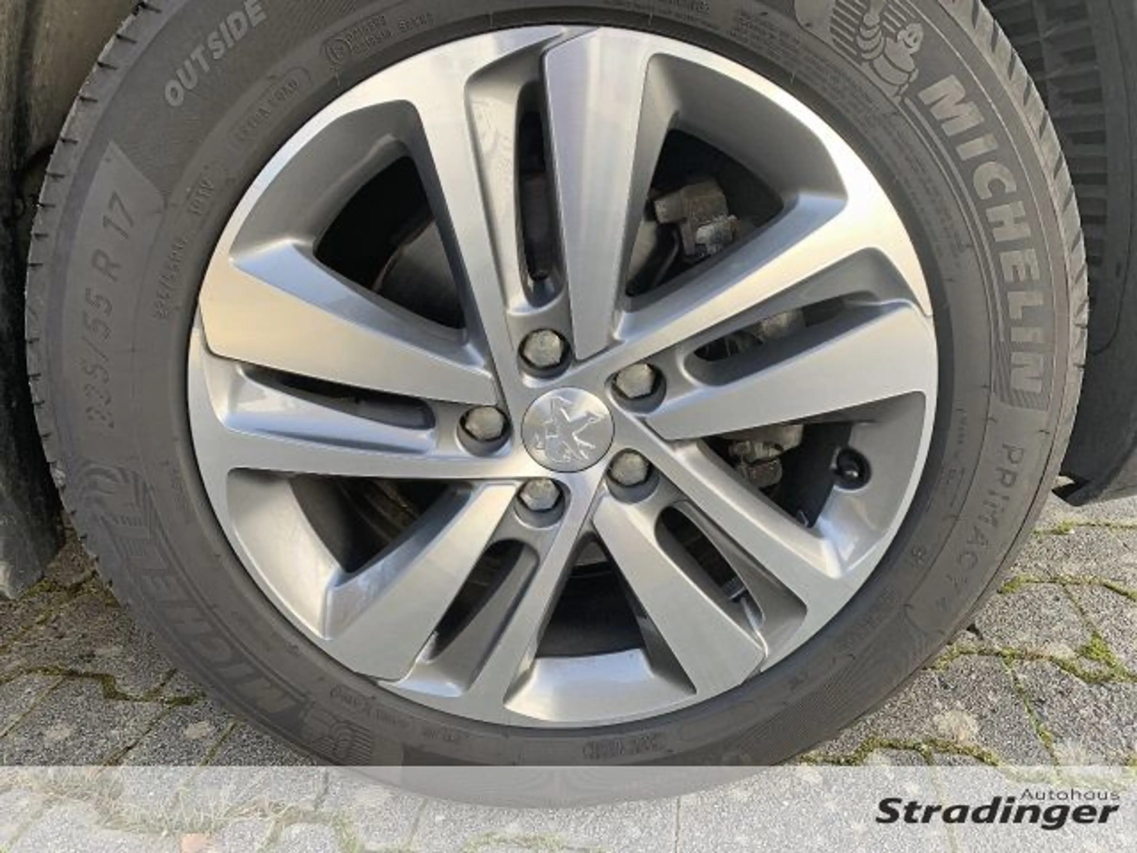 Peugeot Traveller L3 2.0 BlueHDi 180 EAT8 Business — photo 7