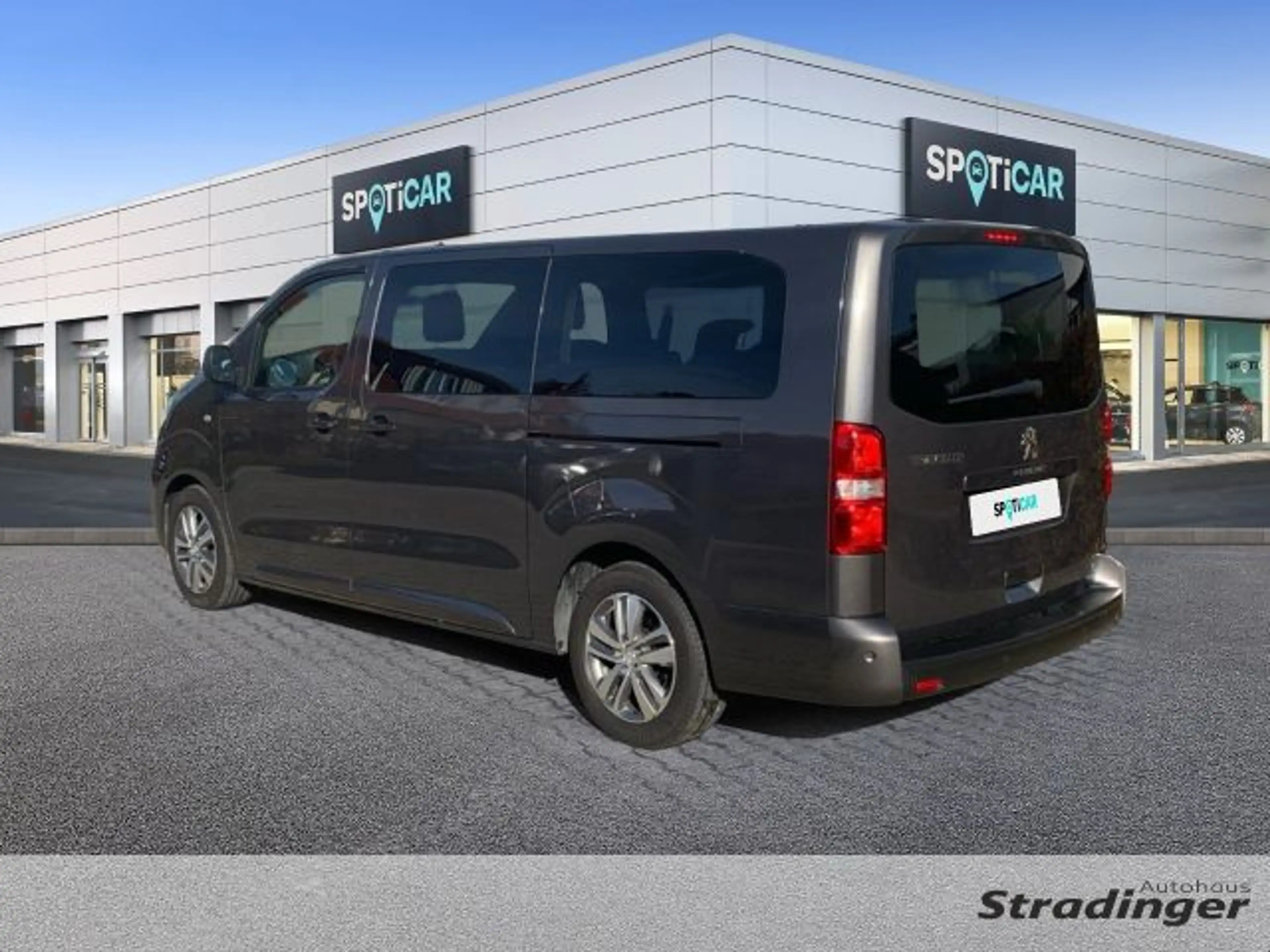 Peugeot Traveller L3 2.0 BlueHDi 180 EAT8 Business — photo 4