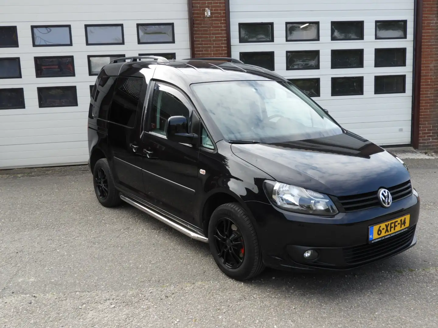 Volkswagen Caddy 1.2 TSI Trendline Negro - 1