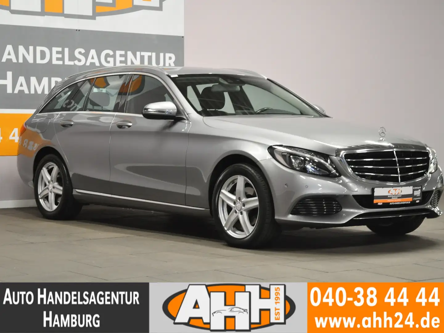 Mercedes-Benz C 180 T AVANTGARDE LUXURY AUT|NAV|IHC|LED|SHZ|1H Grau - 2
