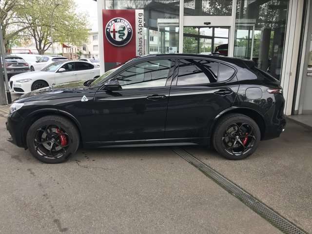 Alfa Romeo Stelvio Quadrifoglio Q4