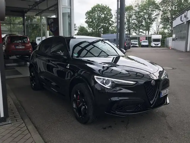 Alfa Romeo Stelvio Quadrifoglio Q4