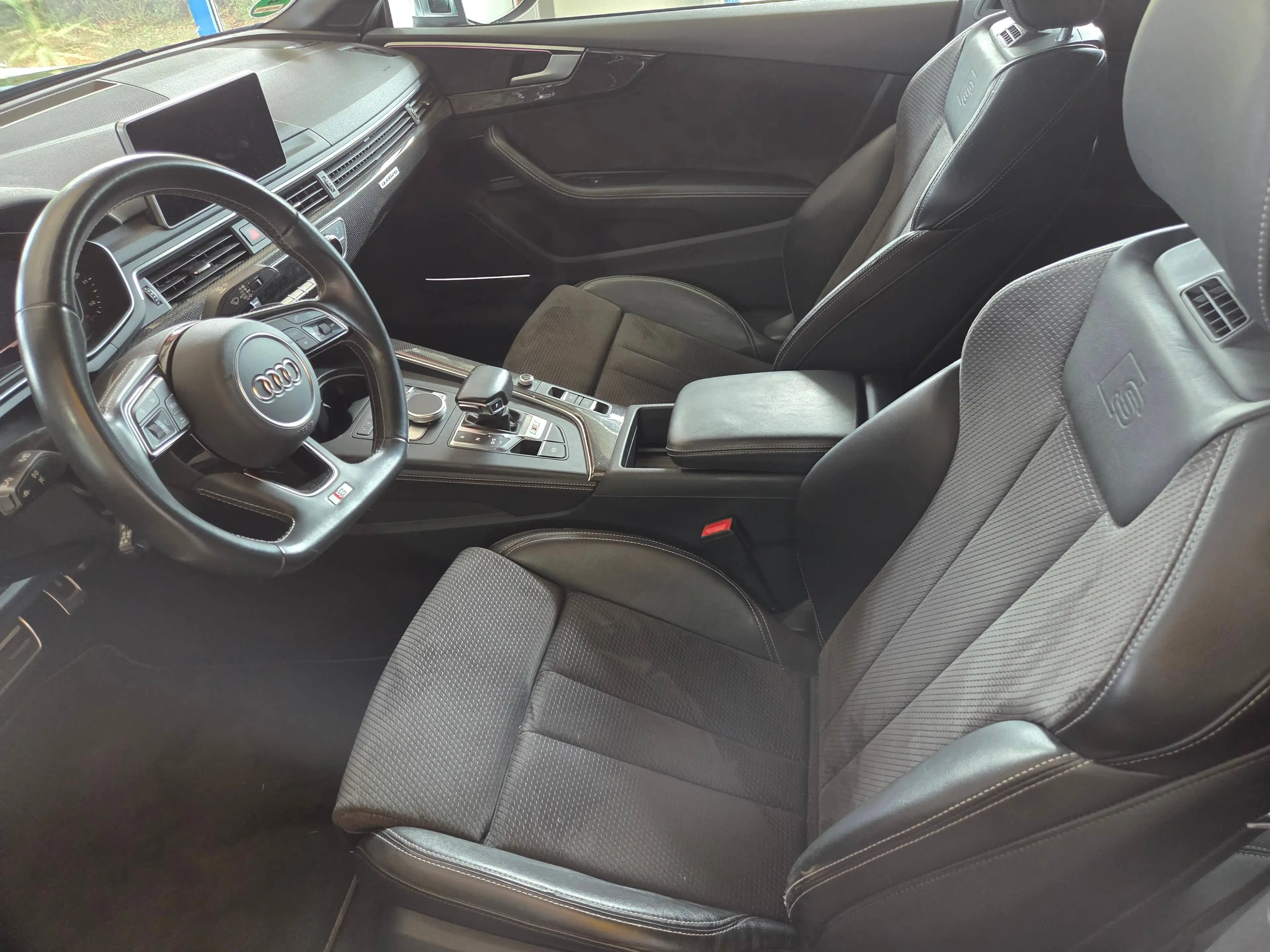 Audi S5 3.0 TFSI quattro — photo 9