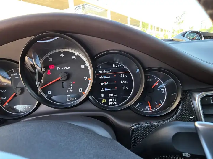 Porsche Panamera Turbo 2010, foto 40