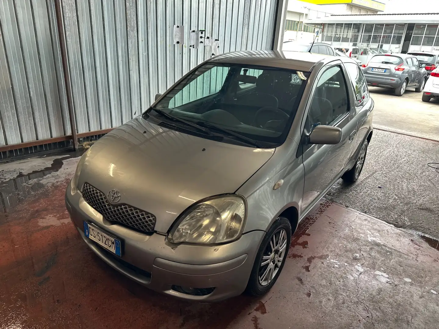 Toyota Yaris 1.4 tdi D-4D cat 3 porte Blue Grigio - 1
