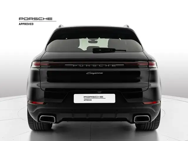 Porsche Cayenne view 5