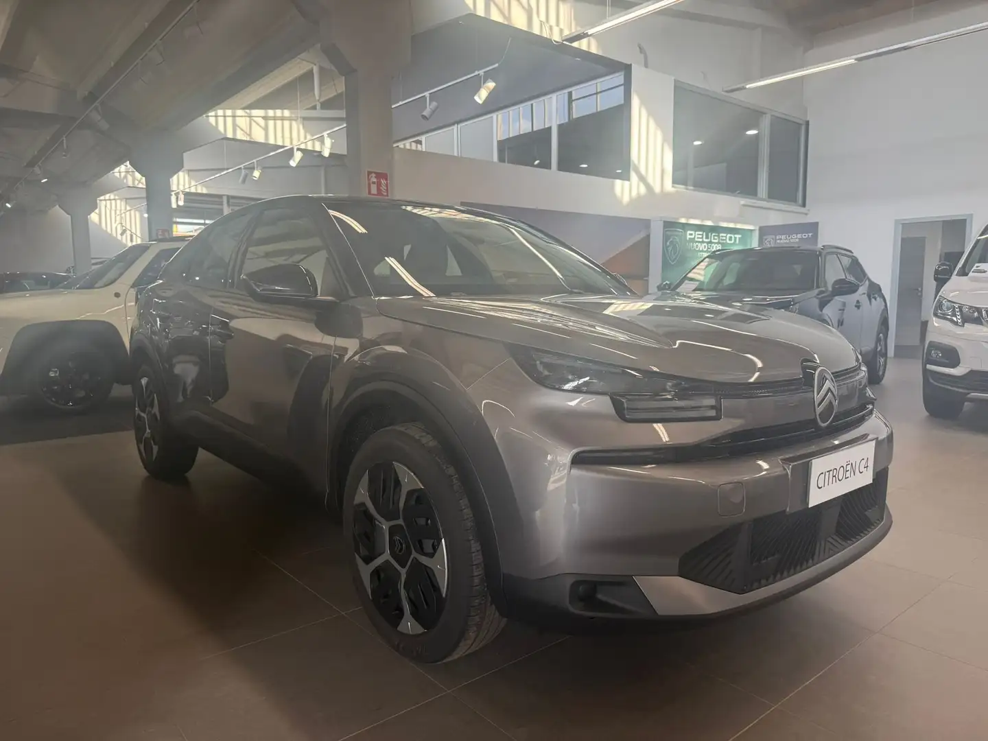 Citroen C4 C4 PureTech 130 S&S EAT8 PLUS 5098 Gris - 1