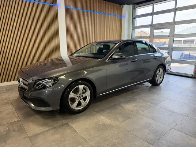 Mercedes-Benz E 200 E 200 Business Solution