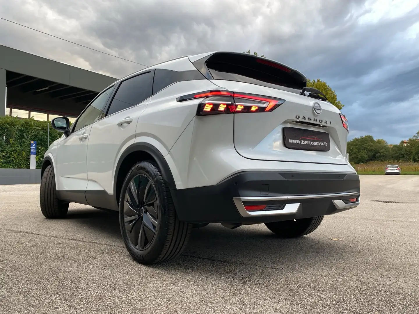 Nissan Qashqai Qashqai MHEV 158 CV Xtronic 4WD Tekna Wit - 2