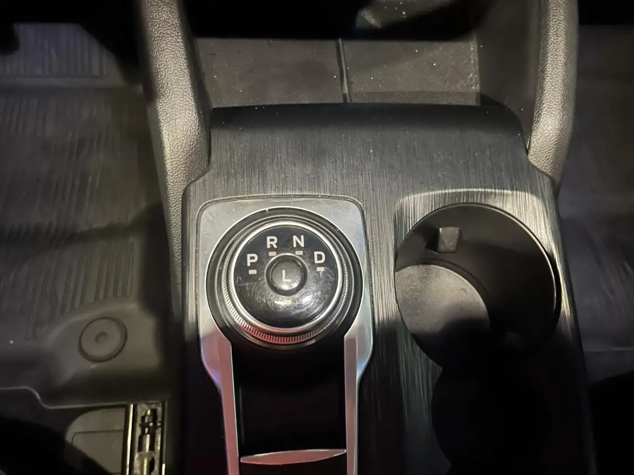 Ford Escape снимка Ford Escape