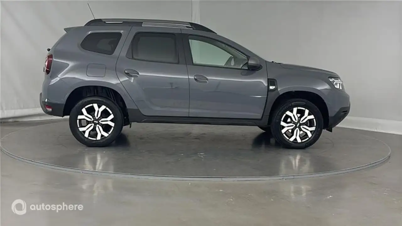 Dacia Duster — photo 4