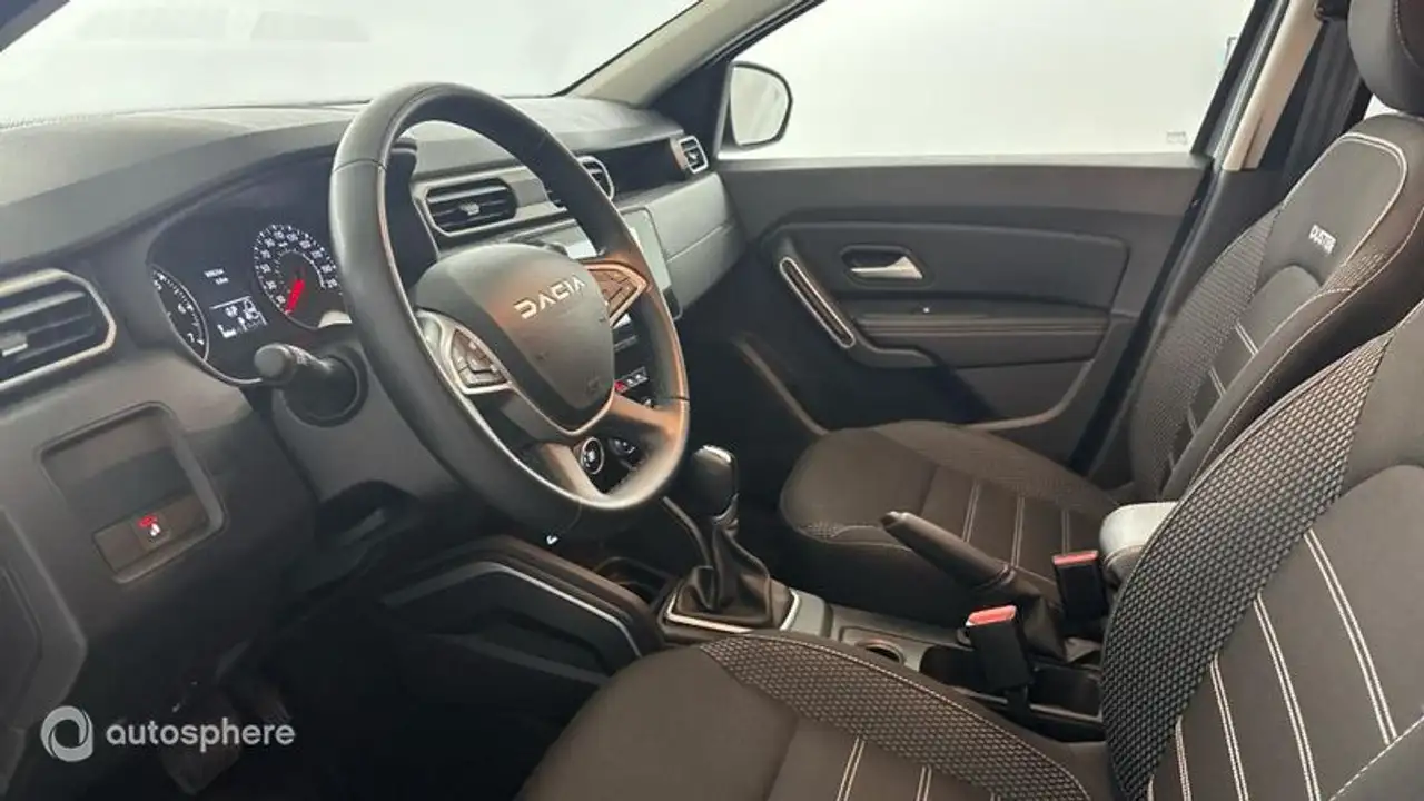 Dacia Duster — photo 12
