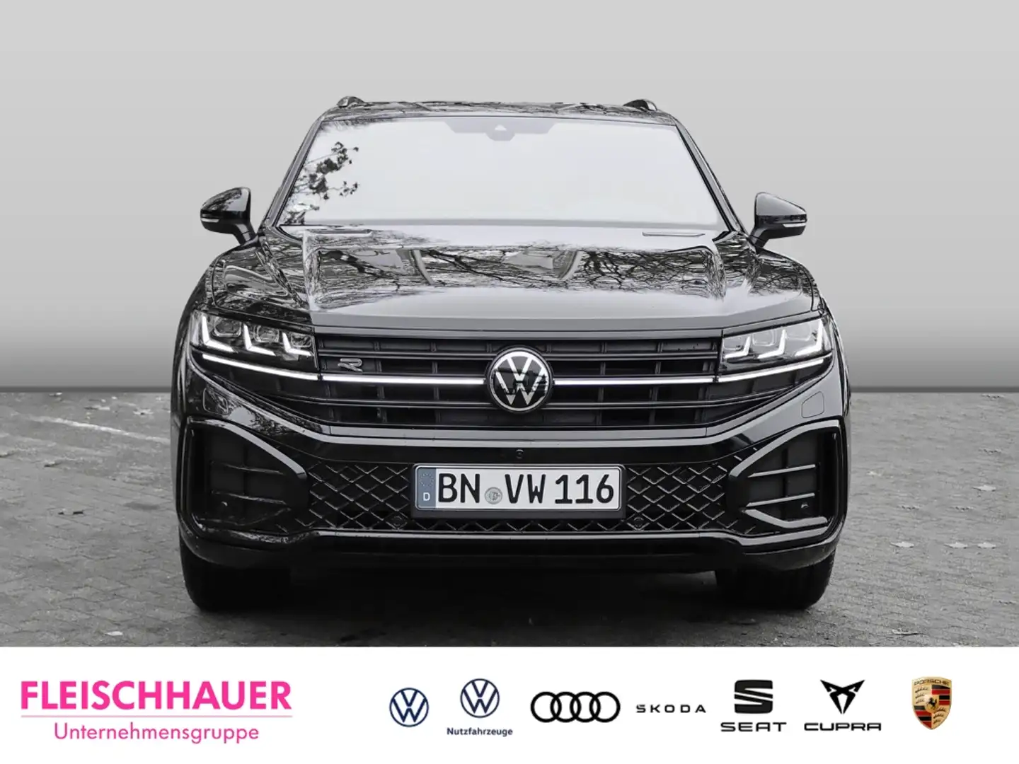 Volkswagen Touareg R-Line 4Motion HUD Luft StandHZG AHK Panodach Navi Schwarz - 2