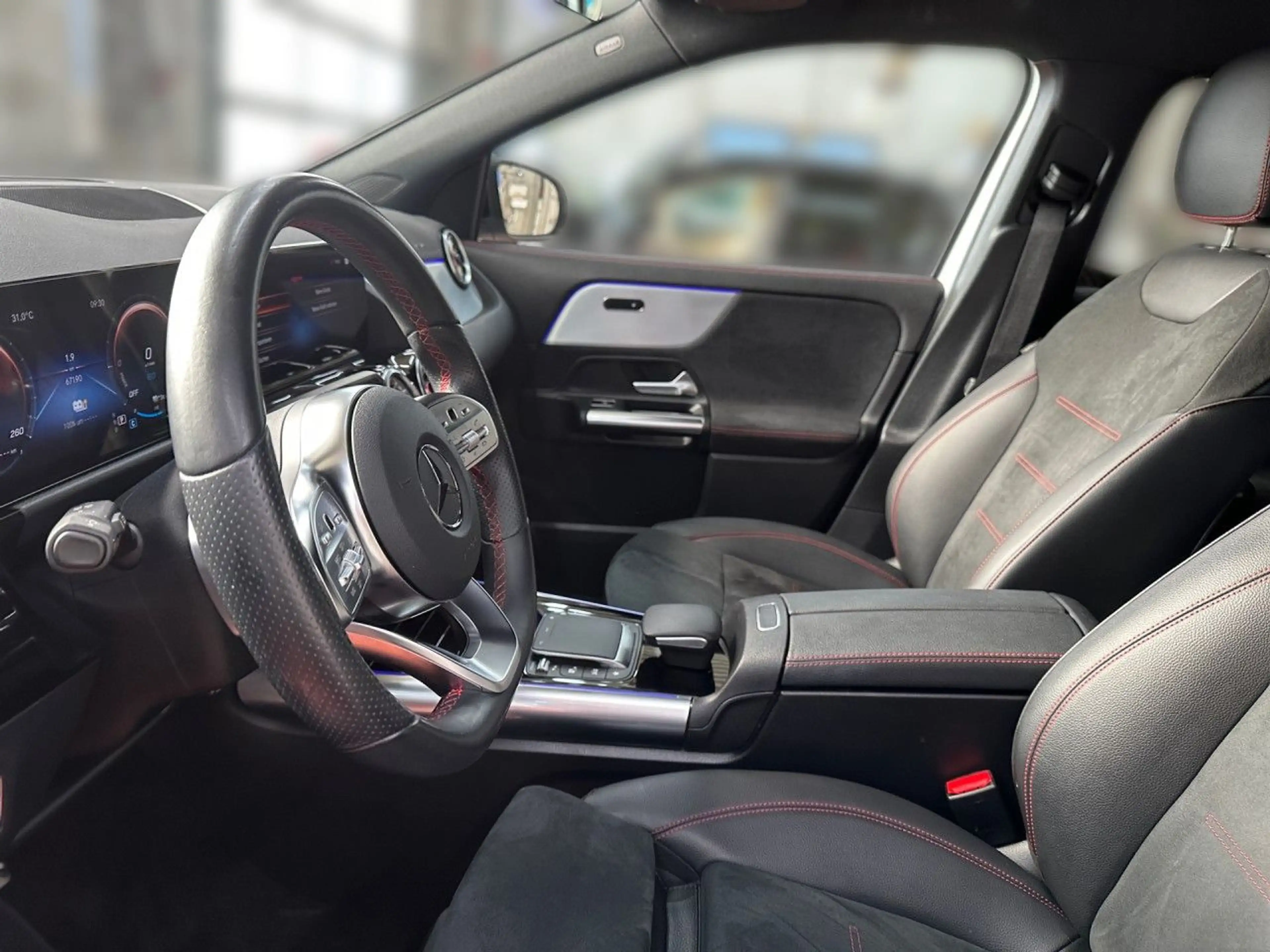Mercedes-Benz GLA 250 e AMG Distr+ LED Night Keyl-GO Kamera PTS — photo 9