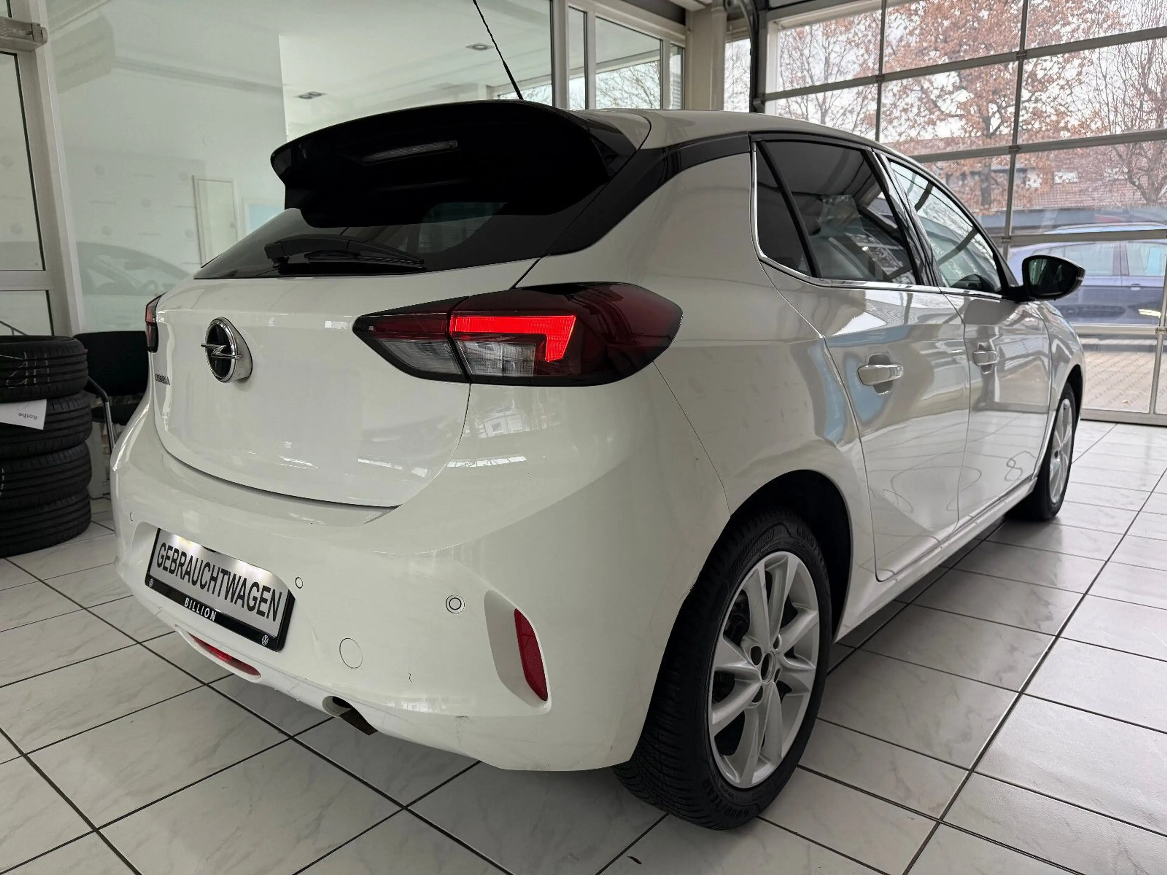 Opel Corsa F Elegance 1.2 Turbo Automatik // KAMERA — photo 5