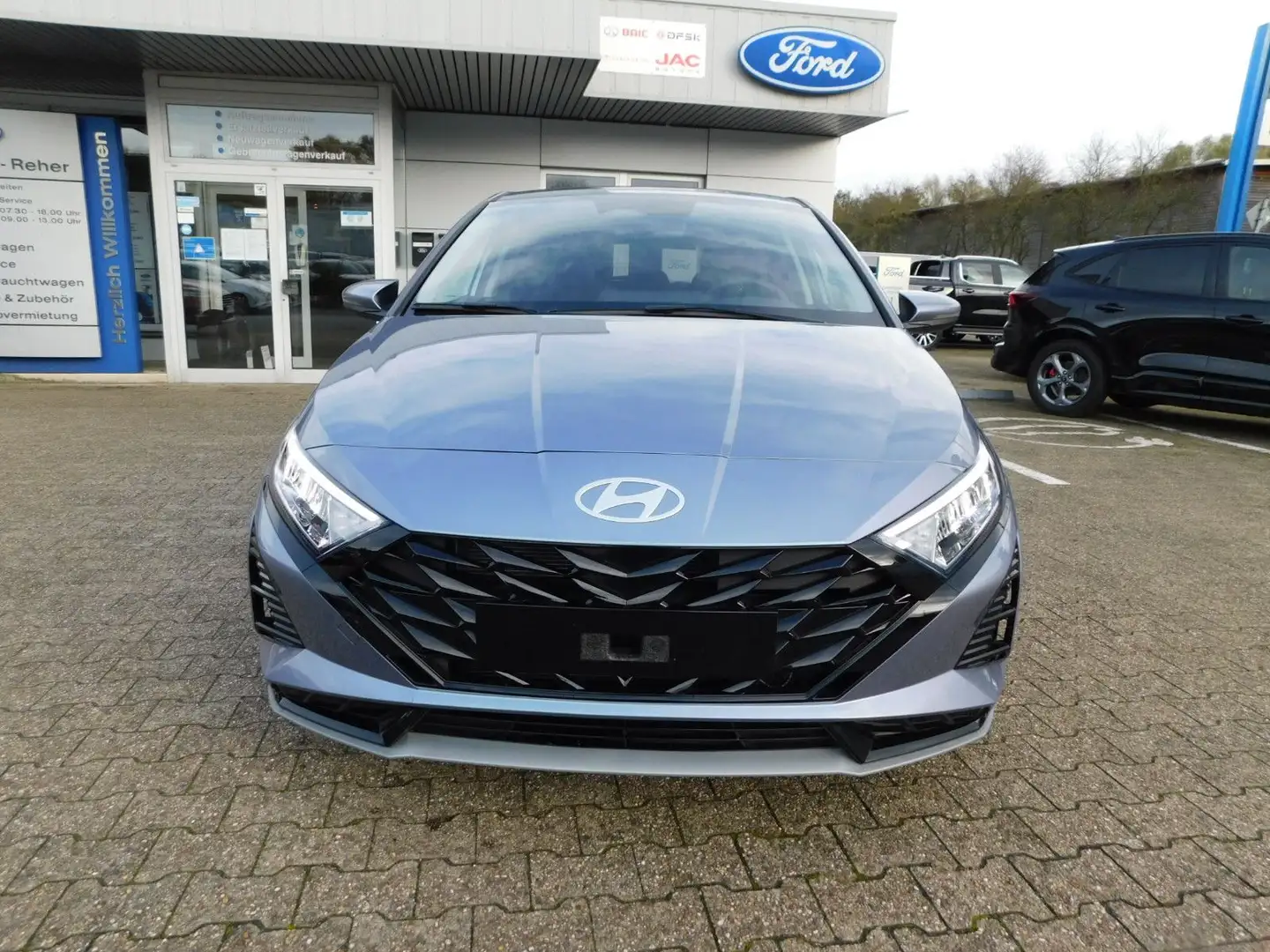 Hyundai i20 Trend 1,0 74kw, Navi / Led / Klima / Alu Azul - 2