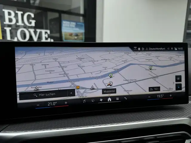 BMW I4 view 9