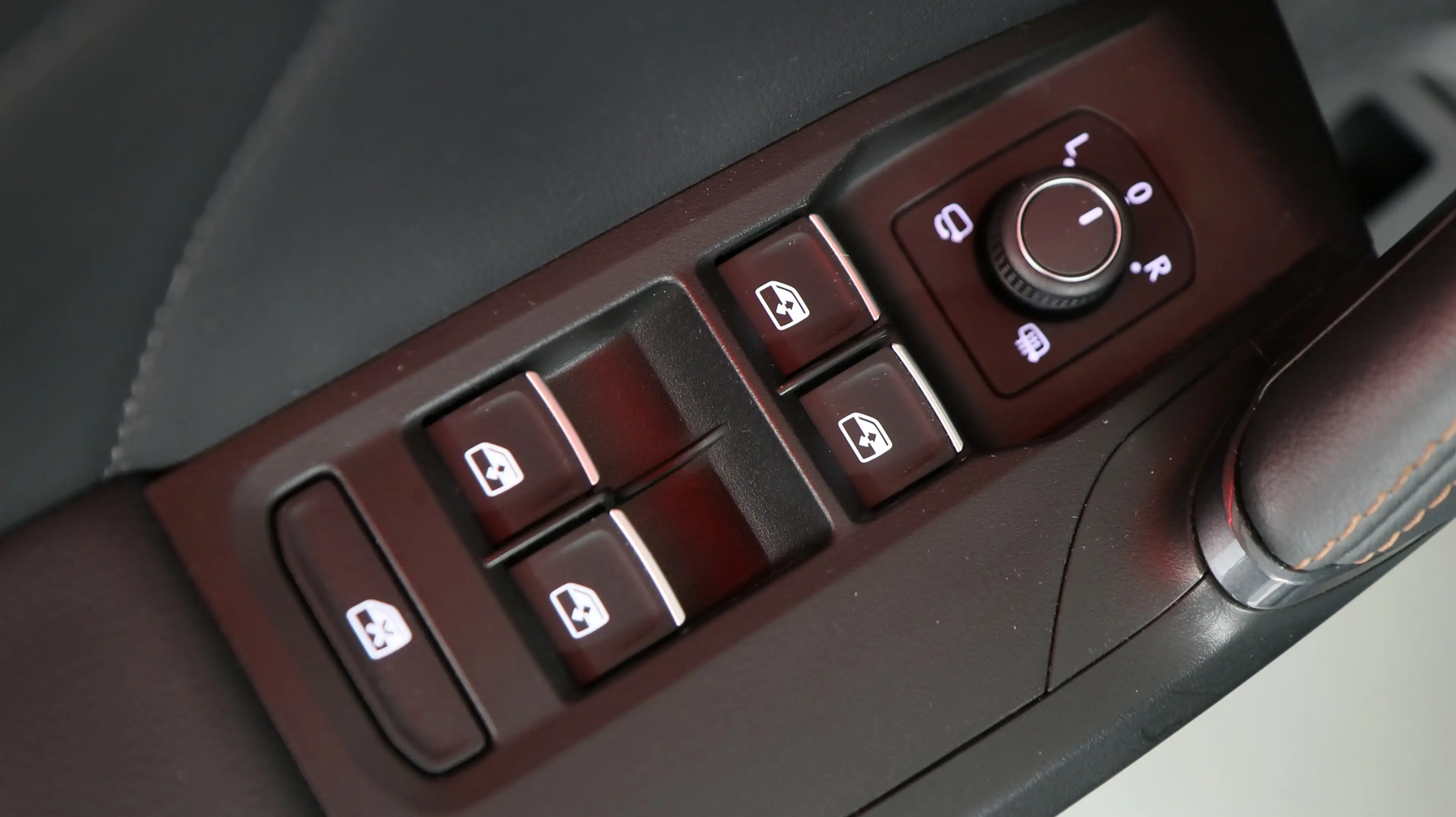 CUPRA Leon Sportstourer 1.4 e-Hybrid 204pk PHEV Adrenaline / — photo 15