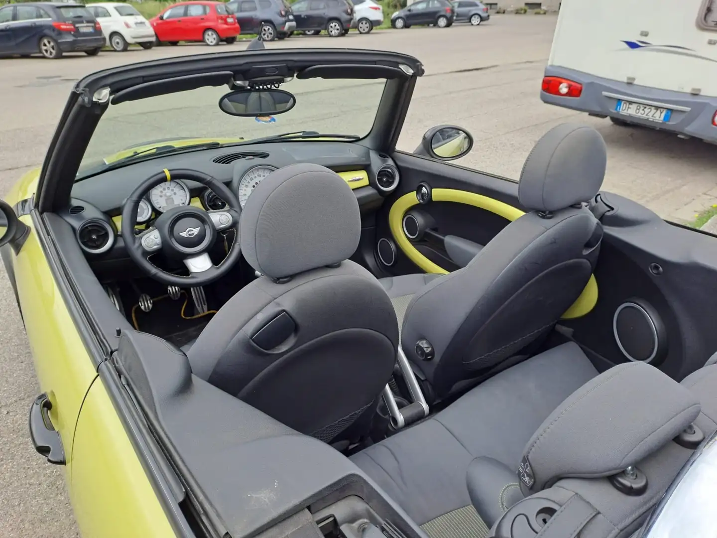 MINI Cooper S Cabrio 1.6 Cooper - Allestimento JCW Amarillo - 2