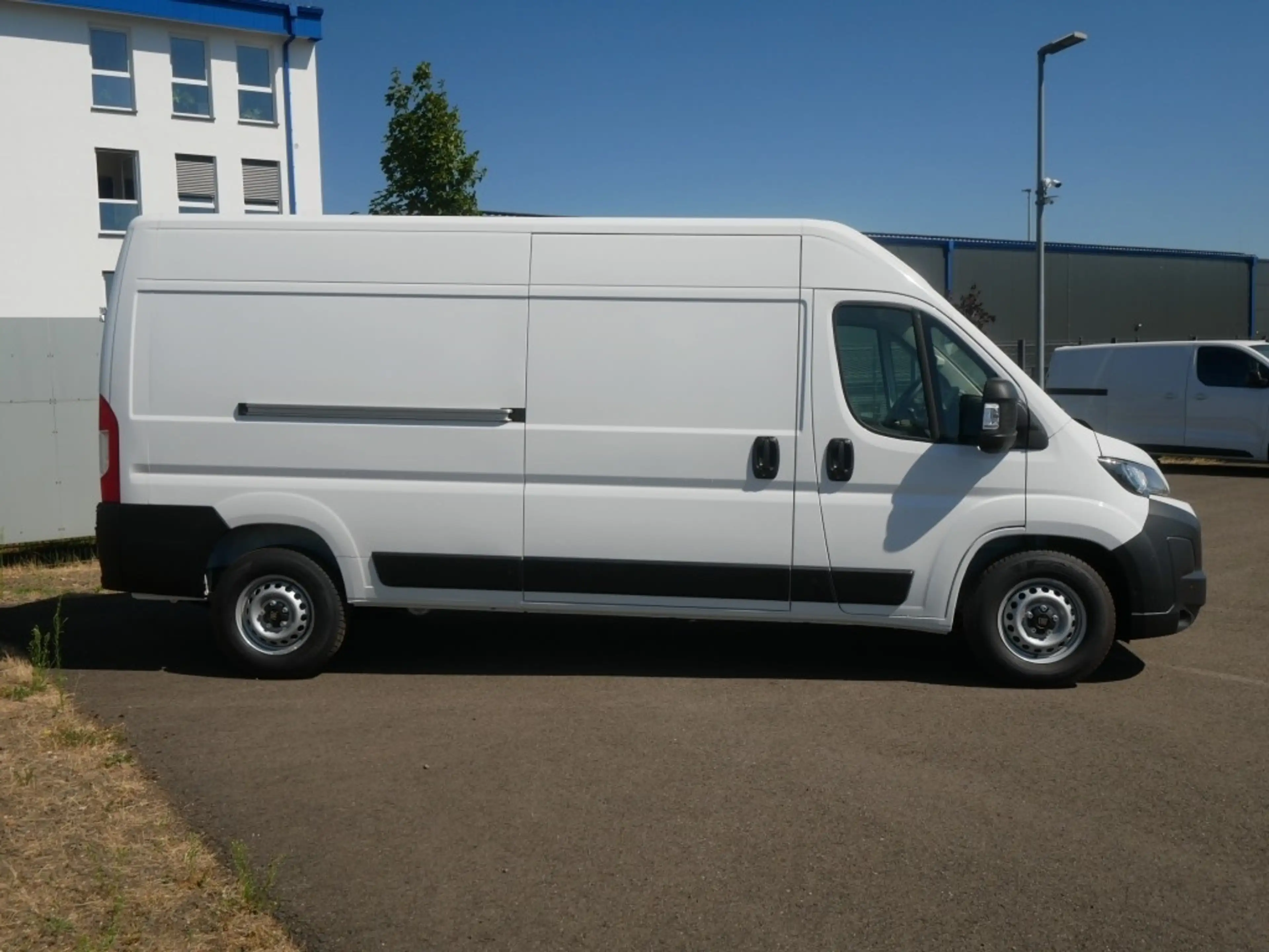 Fiat Ducato 35 MAXI L3H2 KaWa 140PS MJET MT BUSINESS PRO WORKS — photo 2