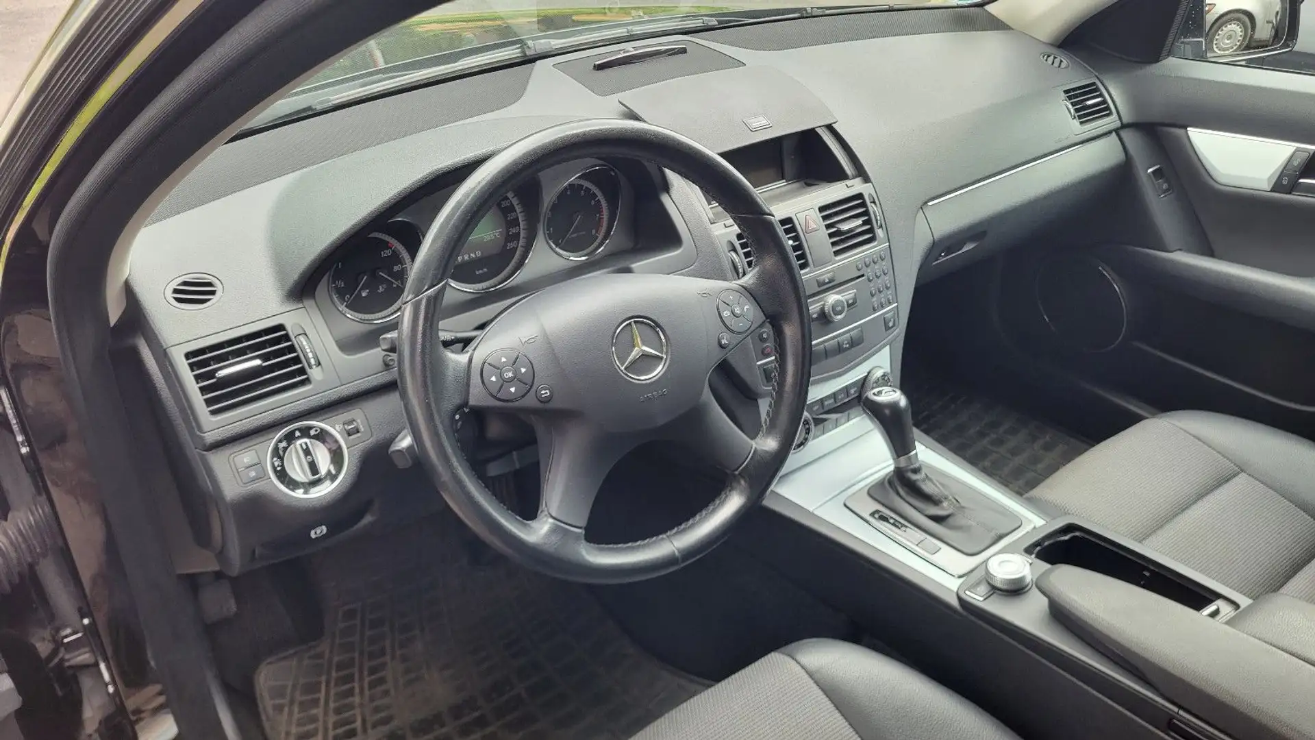 Mercedes-Benz C 250 CGI  AVANTGART - Motor Überholt Noir - 2