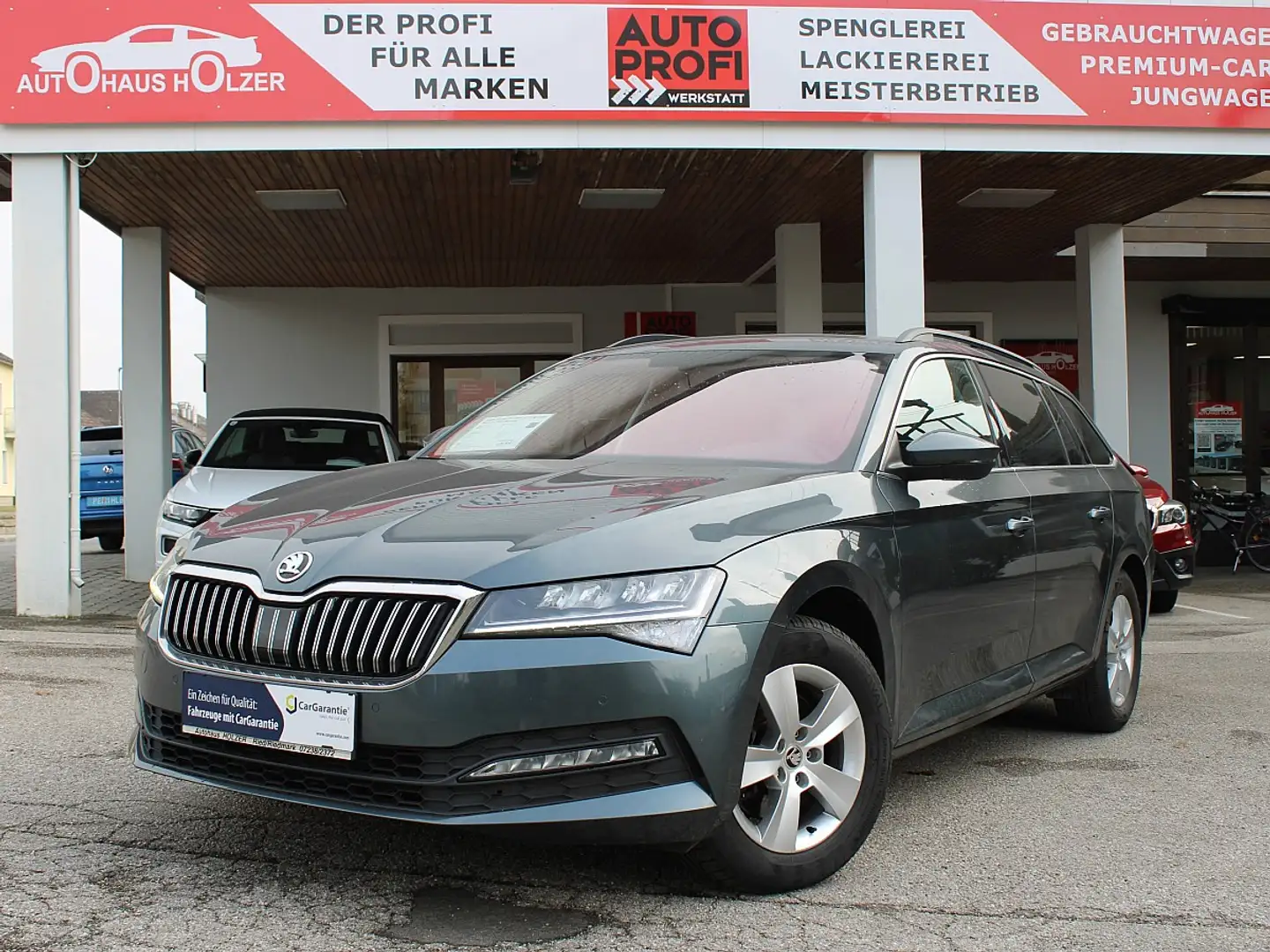 Skoda Superb Kombi 2,0 TDI Ambition DSG *Memorysitz, WSS hei... Grau - 1