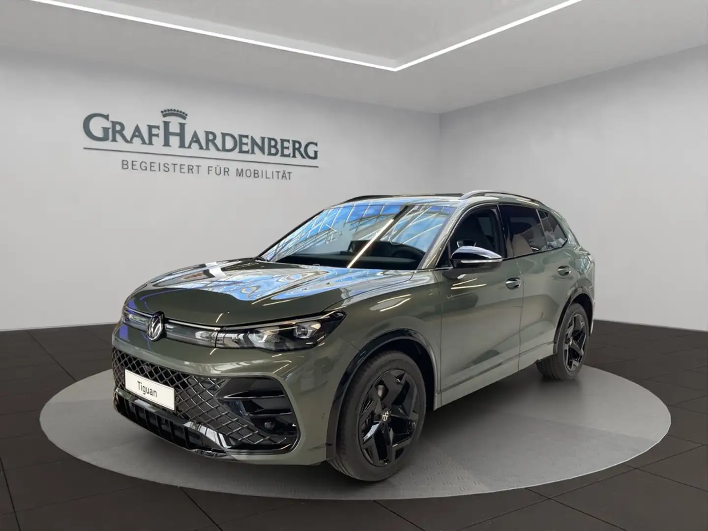 Volkswagen Tiguan R-Line 1.5 eTSI DSG Black Style Grün - 1