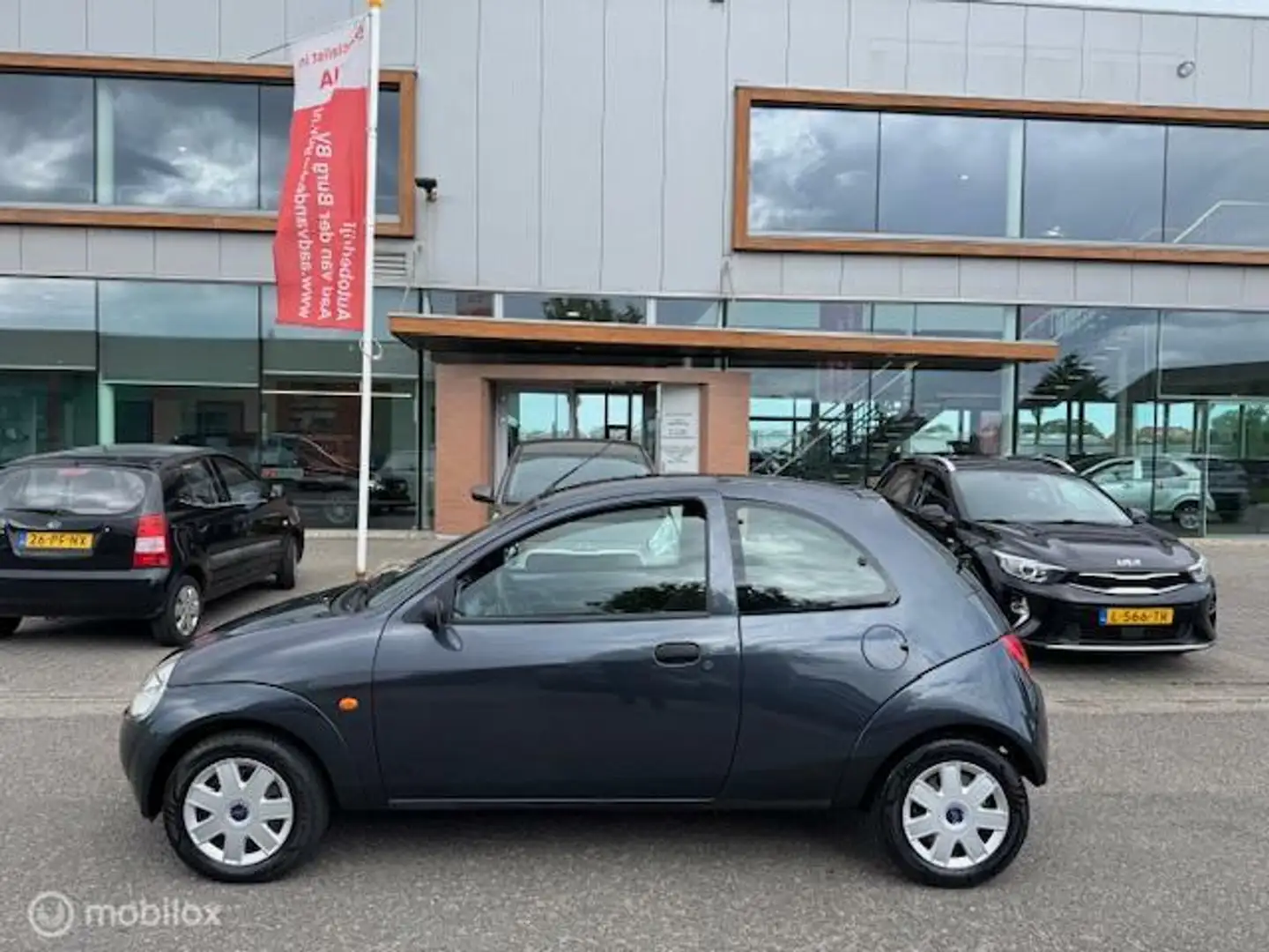 Ford Ka/Ka+ 1.3 Cool & Sound Airco , Electr ramen , deur vergr Grijs - 2