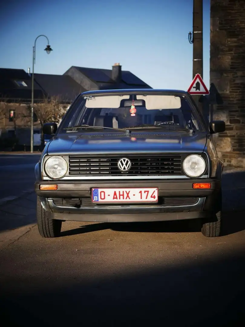 Volkswagen Golf 1.3 CL - 1