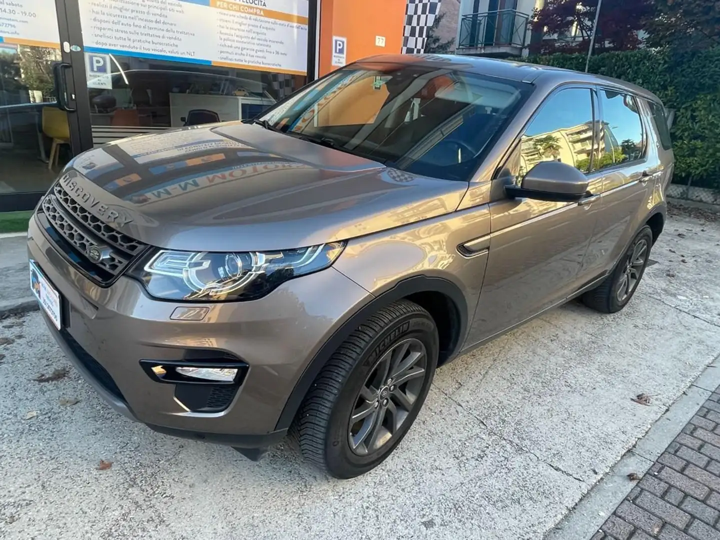 Land Rover Discovery Sport 2.0 TD4 150 CV HSE gancio traino Braun - 1