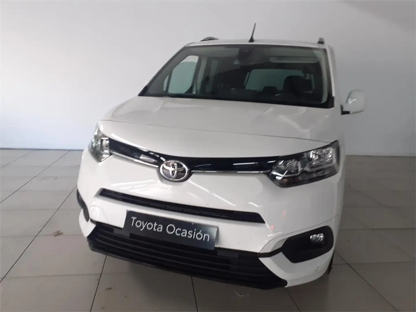 Toyota TOYOTA Proace City Verso Berlina  Automático de 5 Alb - 2