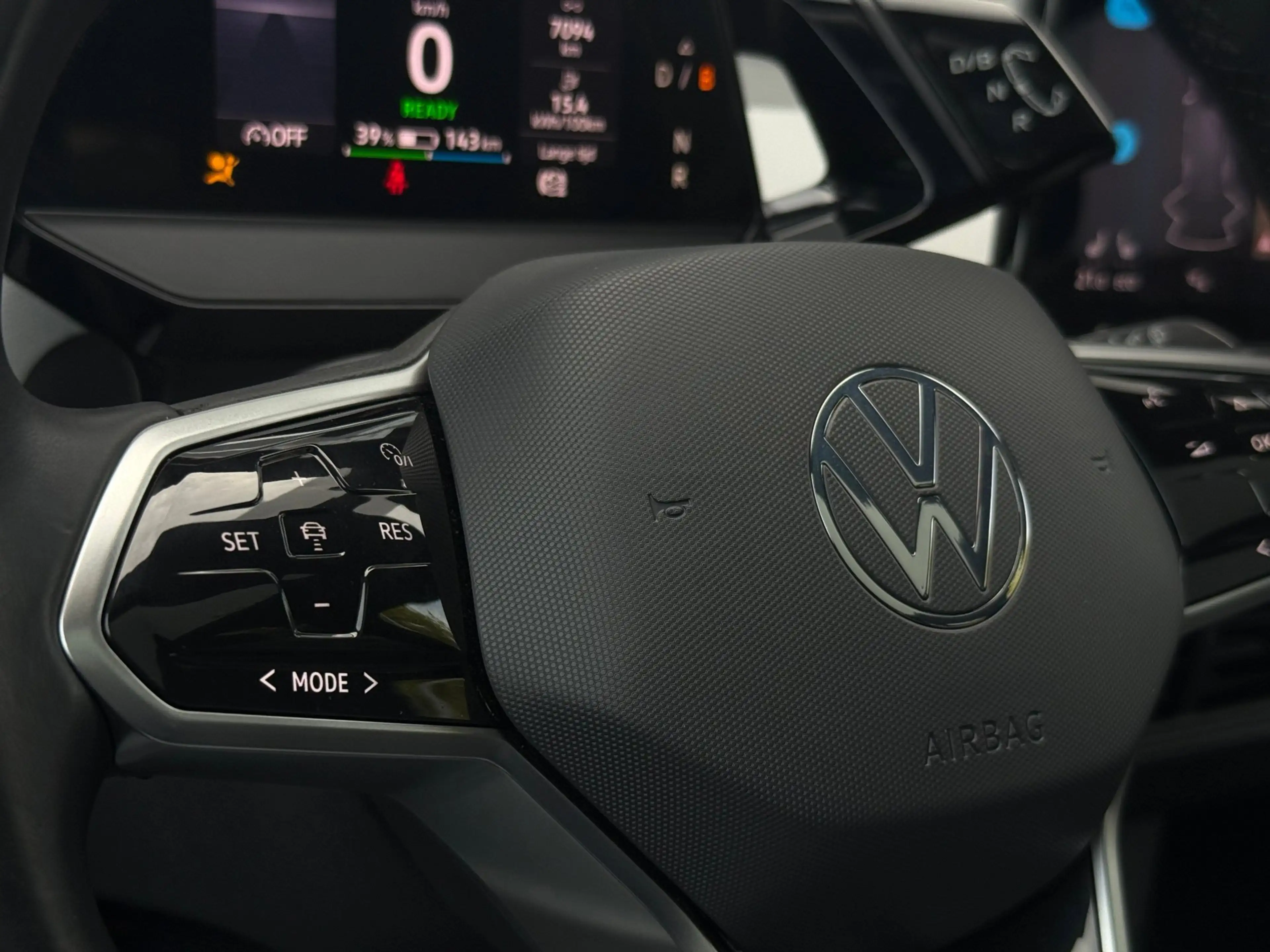 Volkswagen ID.3 Business 58 kWh / Pano / Stoel Masagge SoH 90% — photo 12