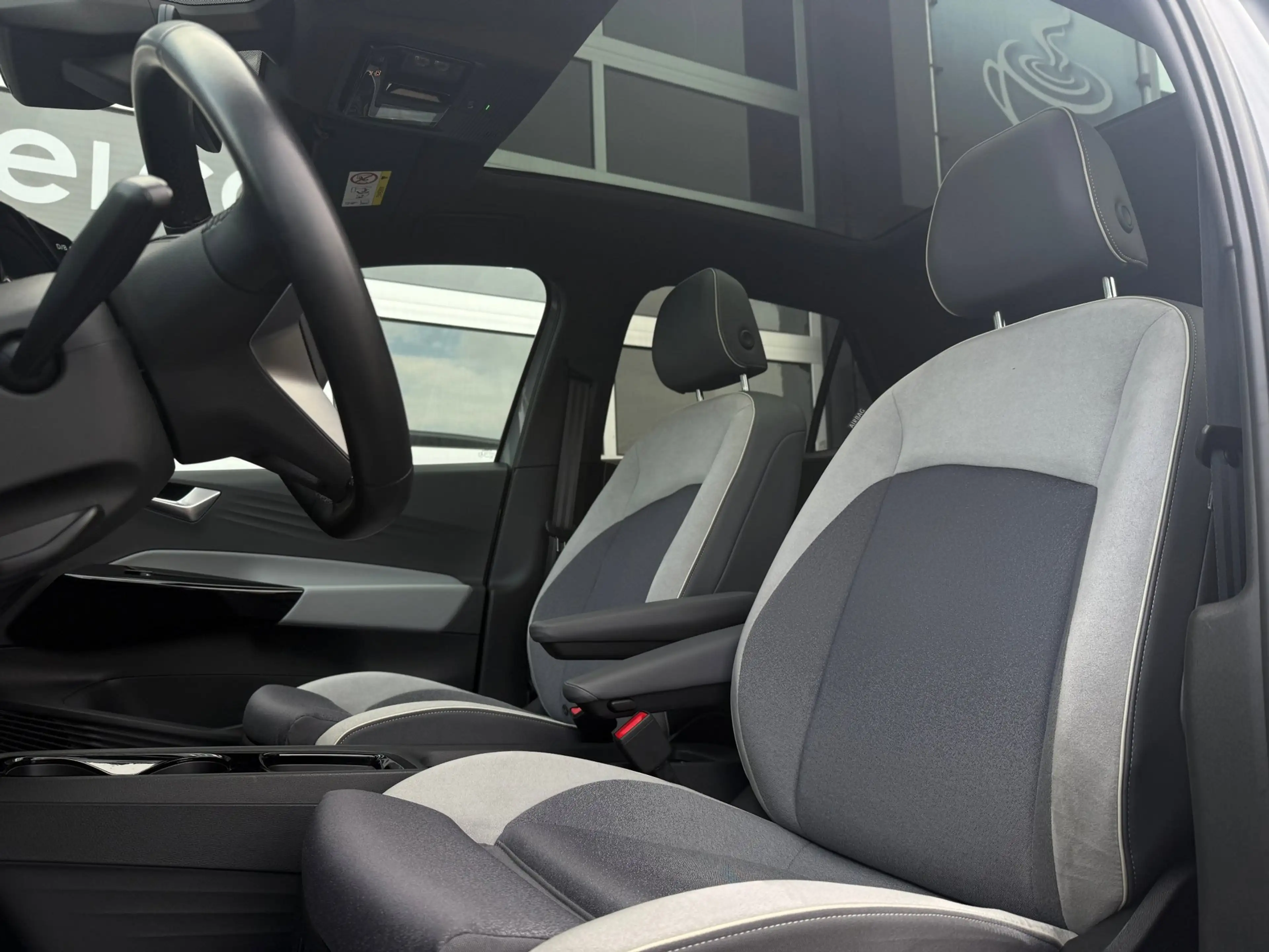 Volkswagen ID.3 Business 58 kWh / Pano / Stoel Masagge SoH 90% — photo 7