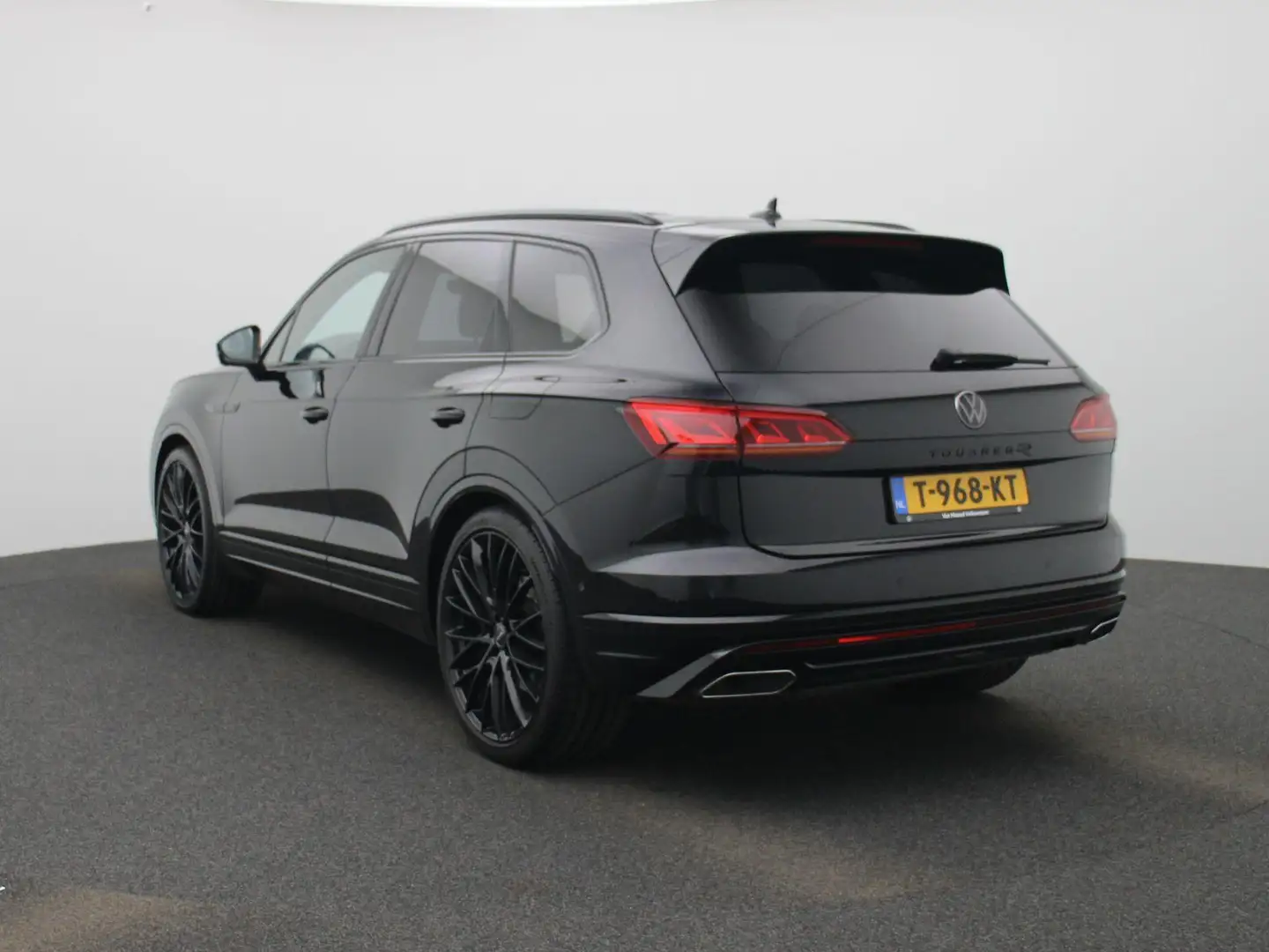 Volkswagen Touareg 3.0 TSi eHybrid 4MOTION | LUCHTVERING | PANORAMADA Negro - 2