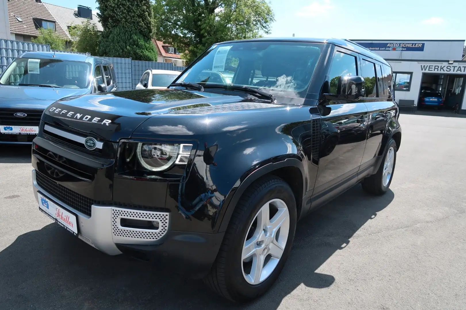 Land Rover Defender 110 SE # AHK # Panorama Schiebedach Schwarz - 2