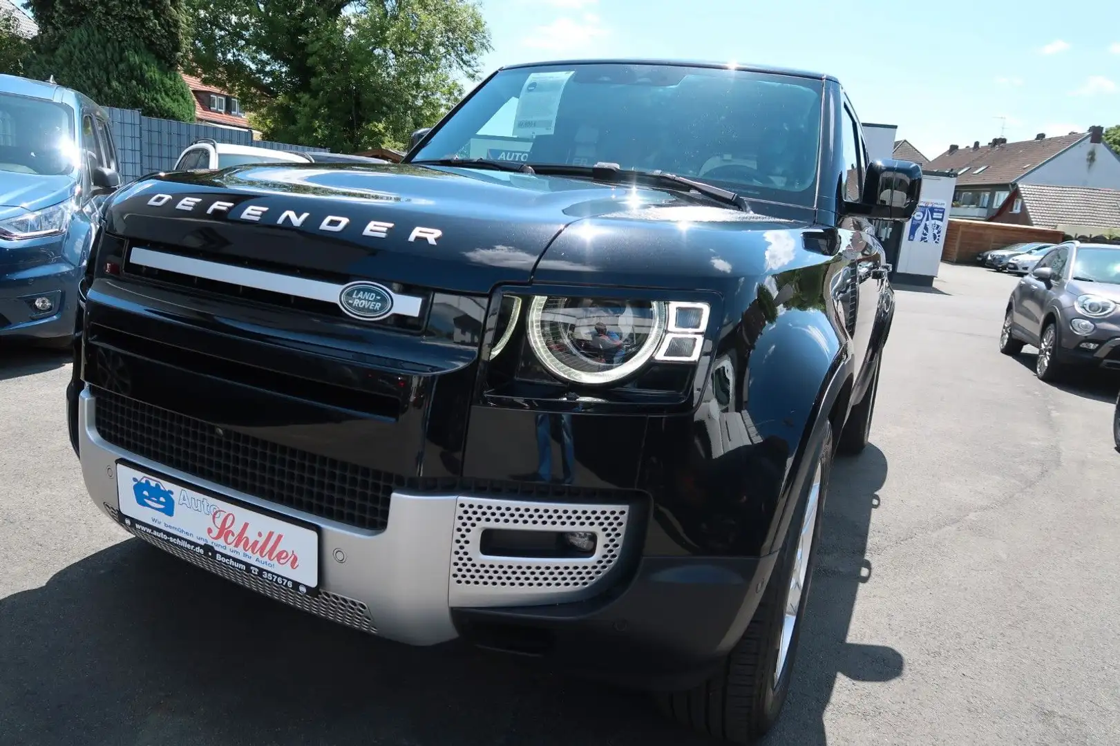 Land Rover Defender 110 SE # AHK # Panorama Schiebedach Schwarz - 1