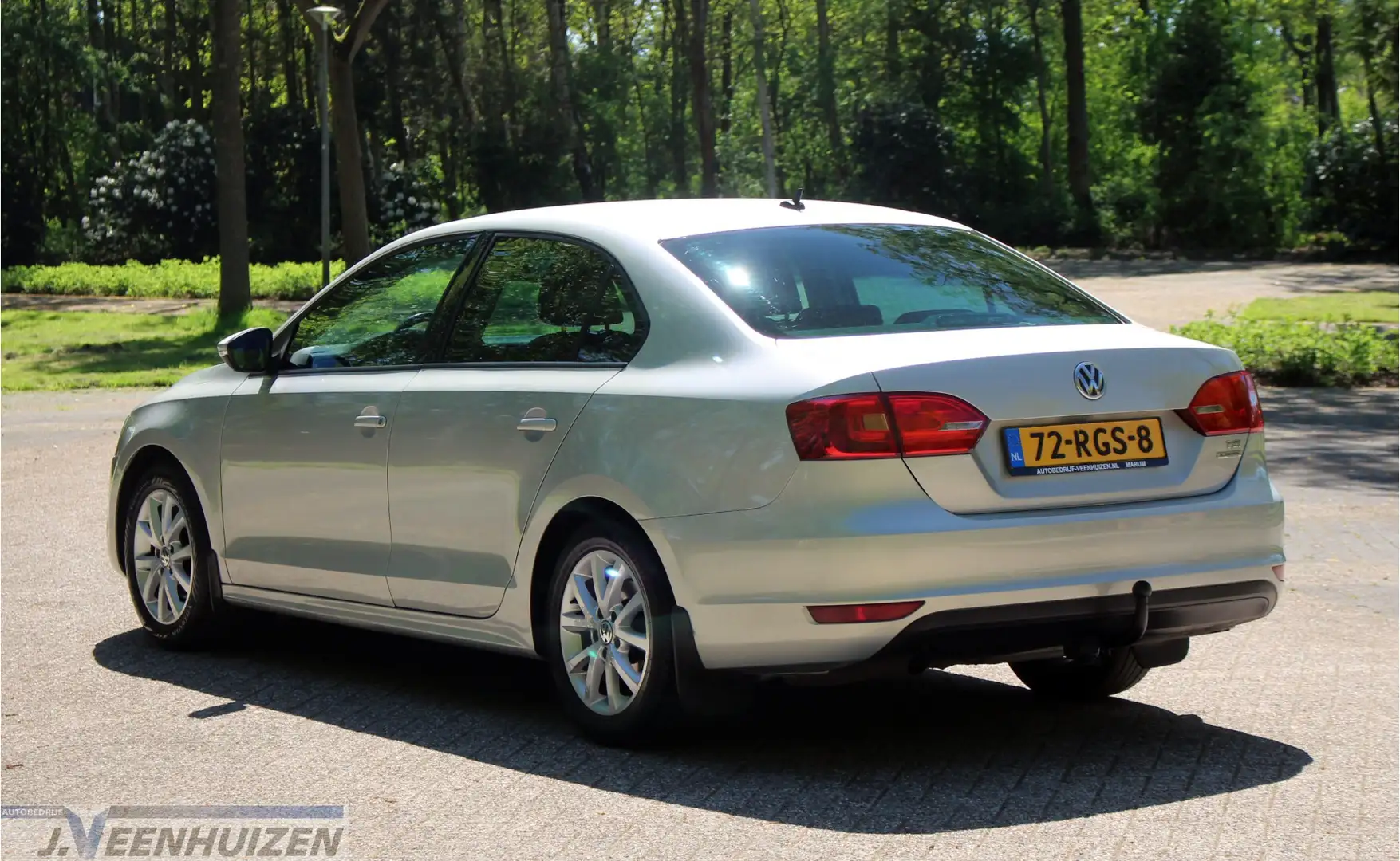 Volkswagen Jetta 1.2 TSI Comfortline | 2011 | Cruise | Clima | Grau - 2