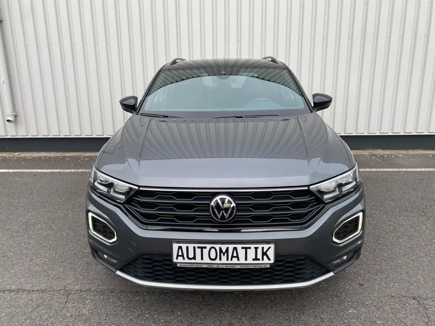 Volkswagen T-Roc Style Automatik aus 1.Hand Grau - 2