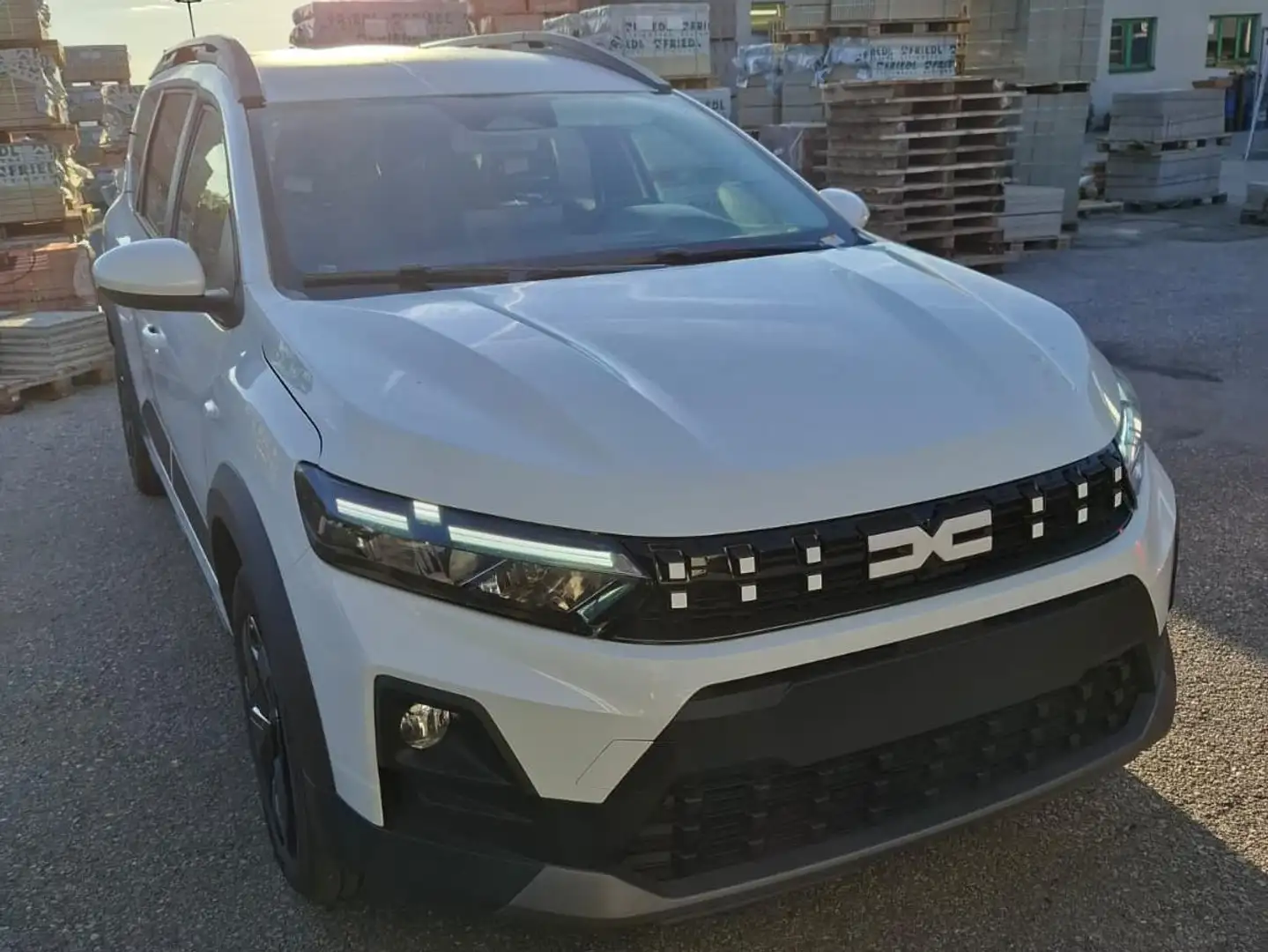 Dacia Jogger Expression TCe 110 PF 5-sitzig Weiß - 2