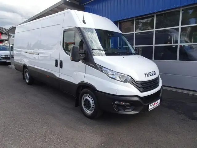 Iveco Daily 35S18 V 3,0D Kasten L4H2 / AHK 3500 KG