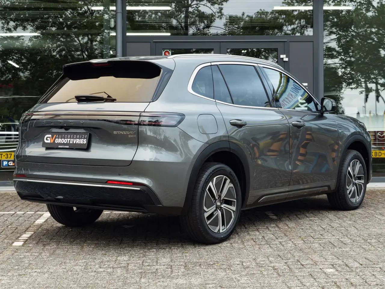 Geely Starray EM-i 2026 — фото 10